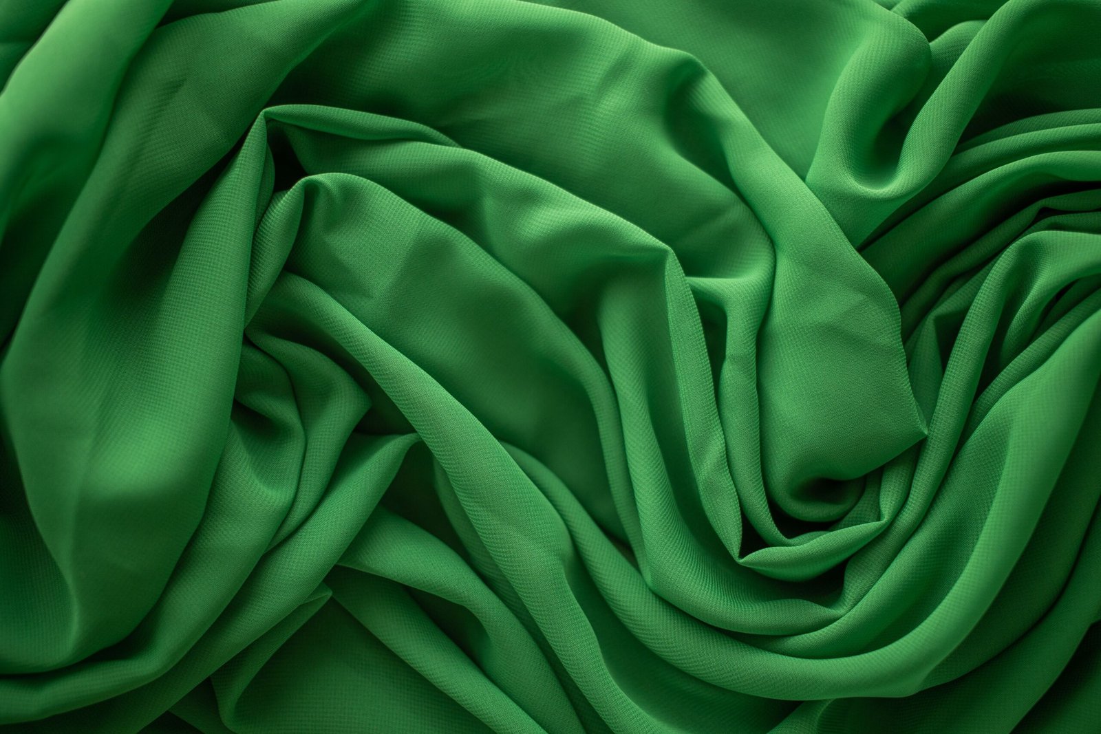 Glossy Wrinkleless Satin Fabric - Image 3