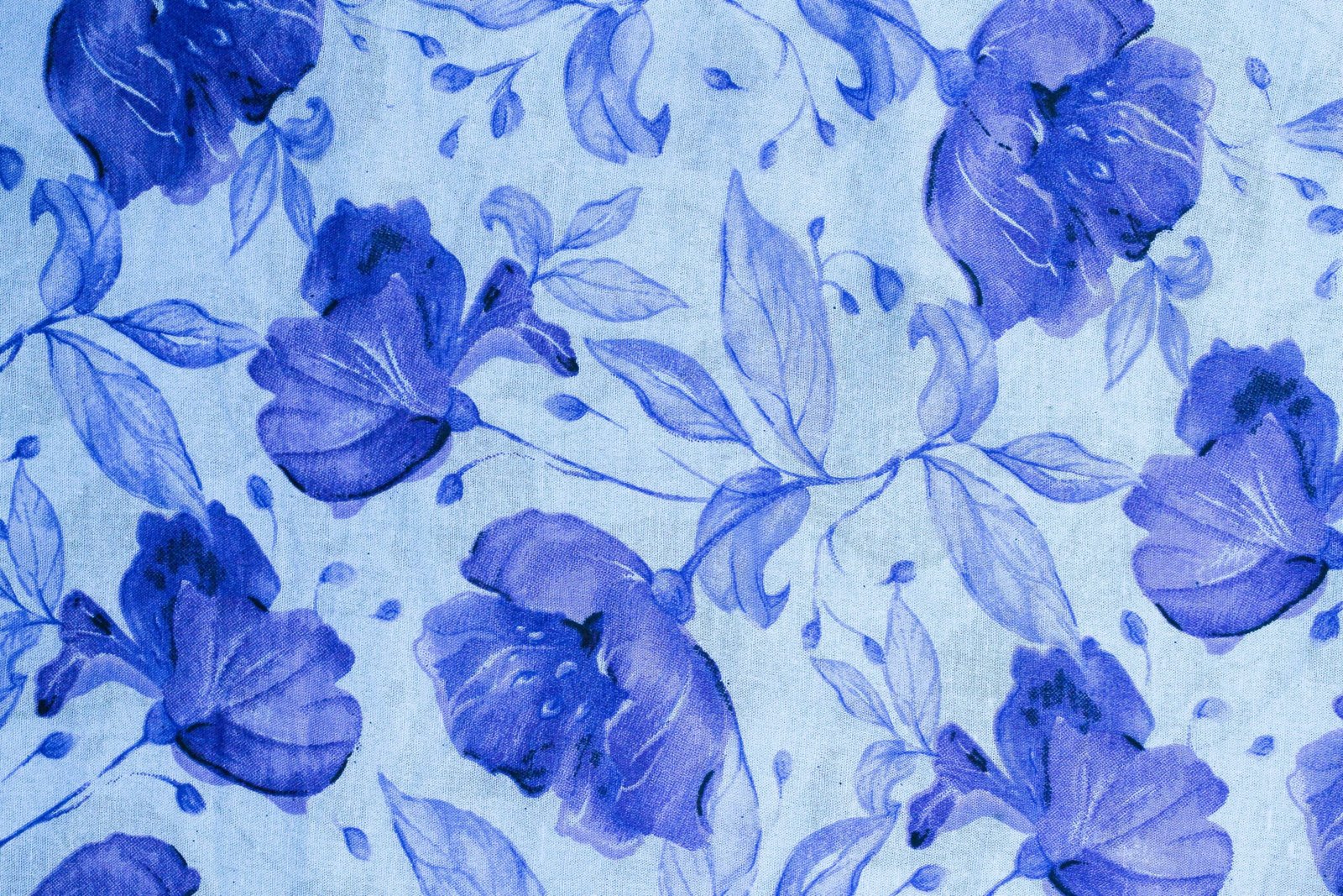 Floral Pattern Fabric - Elegant and Breathable - Image 3