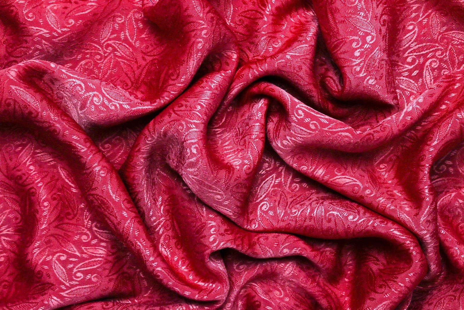 Embroidery Floral Fabric: Elegance Redefined - Image 2